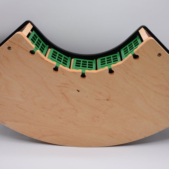 Roundhouse Train Shed w/ 5 Way Switch Track Thomas & Friend Wooden Railway 2004 - Picture 10 of 10